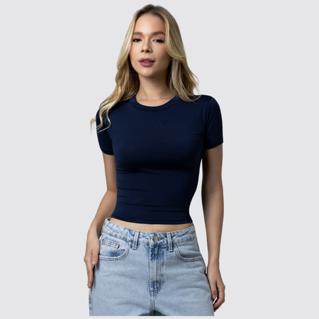 Kit 4 Baby Tees Femora – Blusas Slim Fit com Ajuste Perfeito